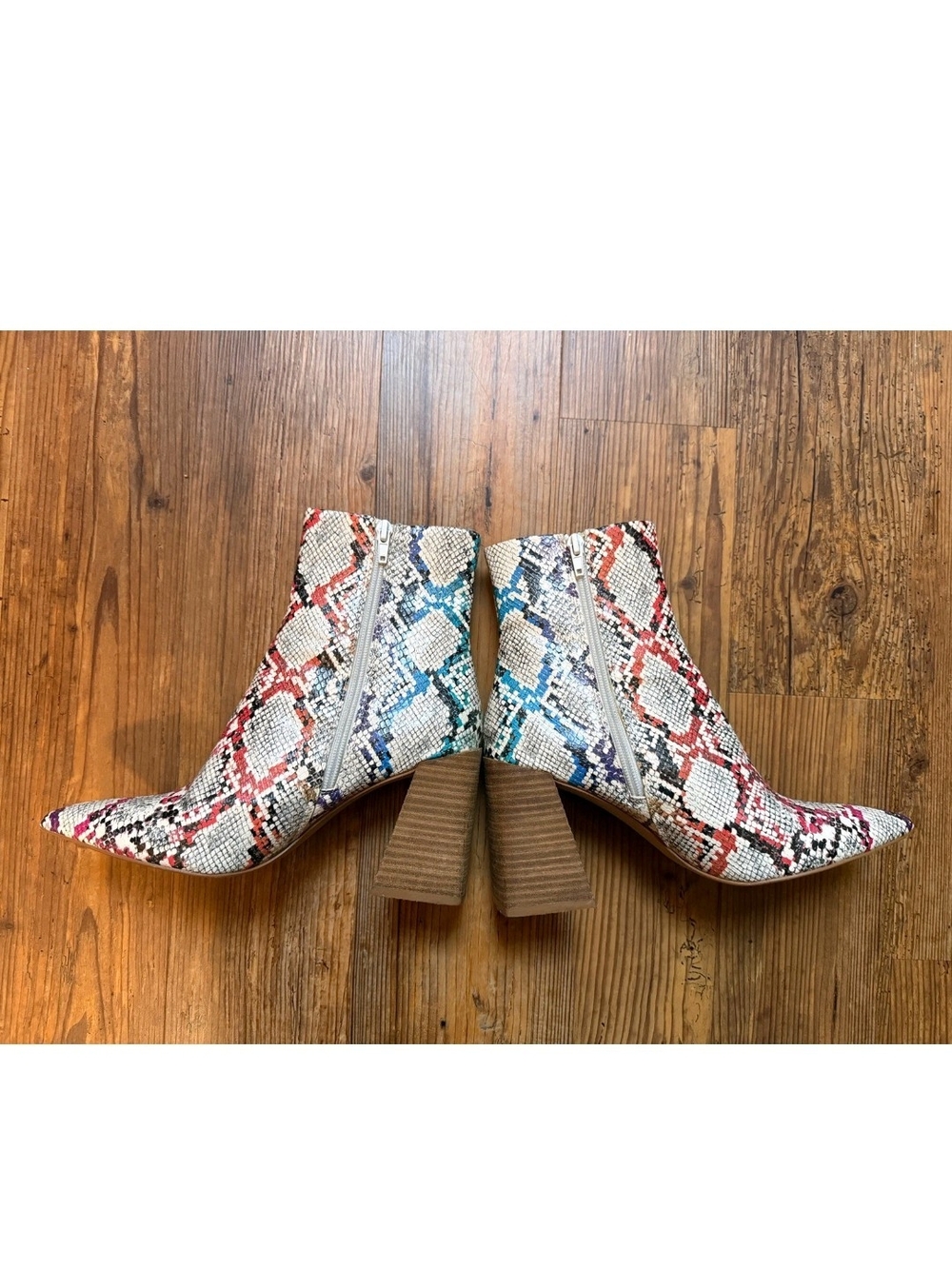 Steve Madden Multicolor Snake-Print Pointed Ankle Boots Size 9
